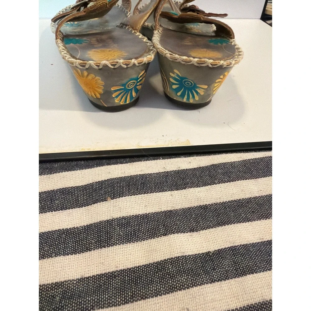 L'Artiste by Spring Step Botanical Floral Leather Wedge Thong Sandals Brown 40 - Picture 2 of 4